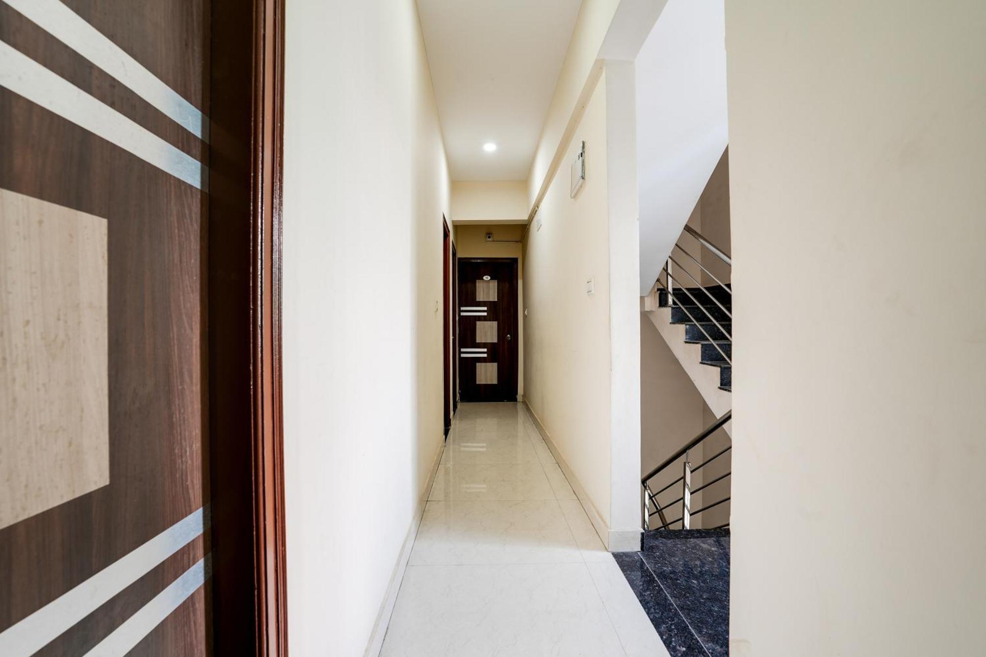 Super Hotel O Bangalore Near Reva Circle Formerly Cka Boarding Yelahanka Εξωτερικό φωτογραφία