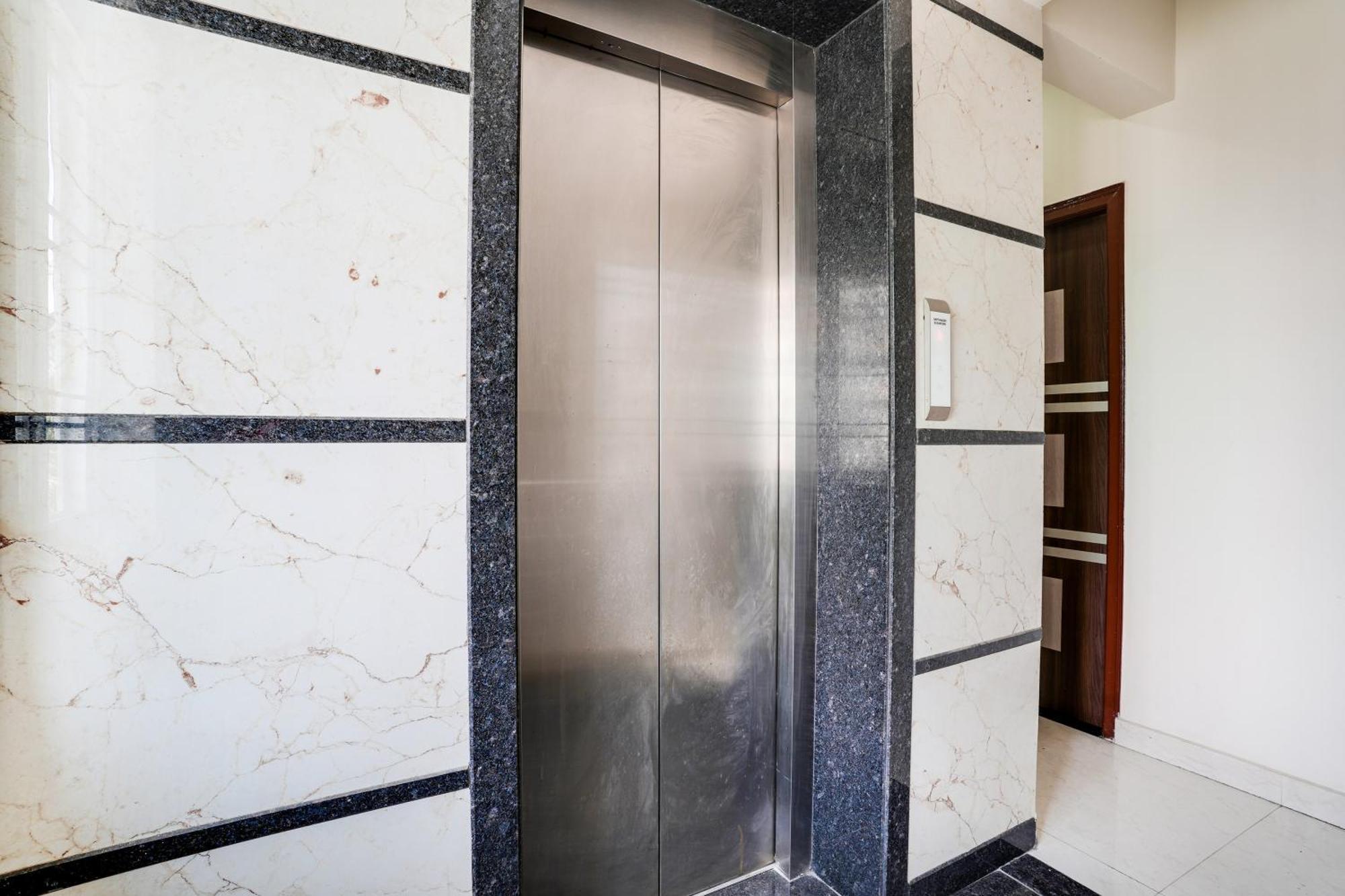 Super Hotel O Bangalore Near Reva Circle Formerly Cka Boarding Yelahanka Εξωτερικό φωτογραφία