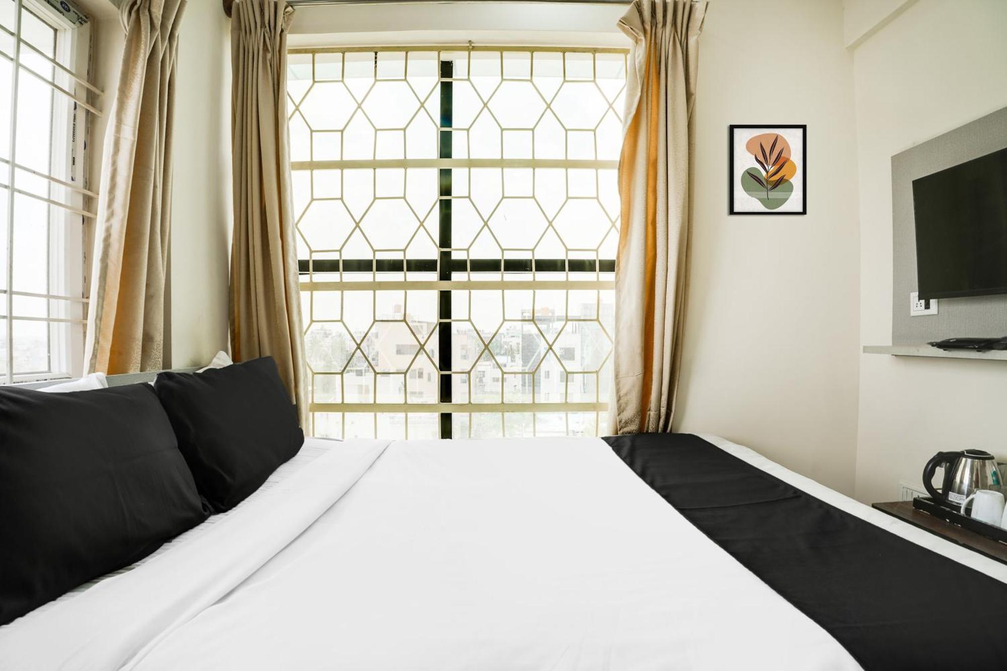 Super Hotel O Bangalore Near Reva Circle Formerly Cka Boarding Yelahanka Εξωτερικό φωτογραφία